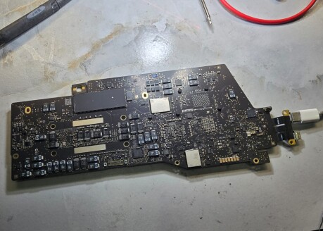 Logic Board & Motherboard Repair